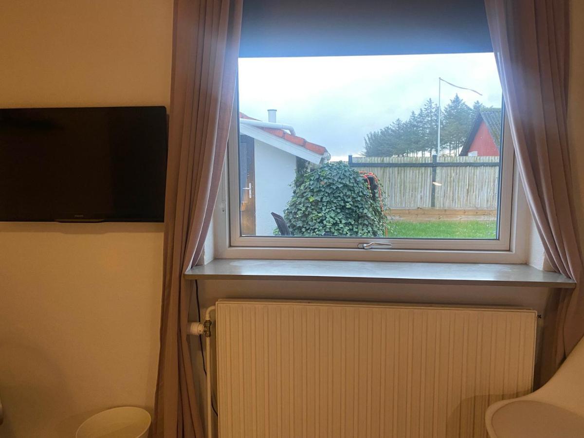 Tornby Guesthouse (Adults Only) Hirtshals Exterior foto